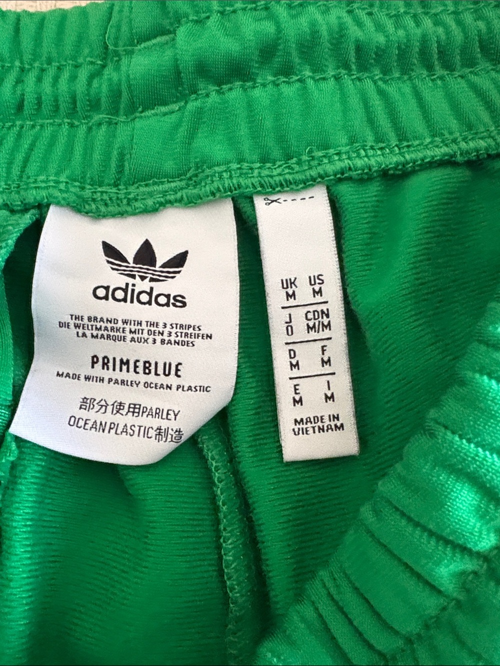 adidas Green Men Track Jacket & Joggers with White Stripes - Picture 10 of 10
